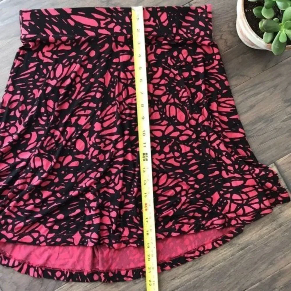 Loft Small Pink and Black Abstract Soft Flowy Skirt Workwear Casual Comfort - Picture 4 of 5